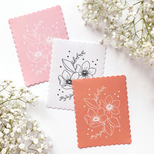 Load image into Gallery viewer, HAND DRAWN NOTE CARDS – Fun Florals